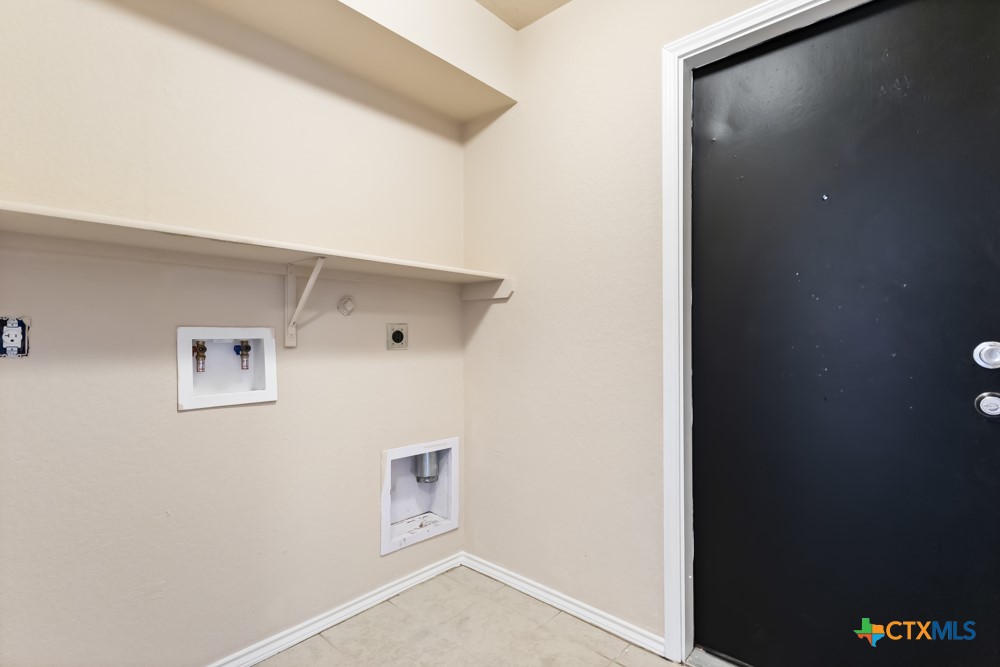 1533 Redbridge Drive