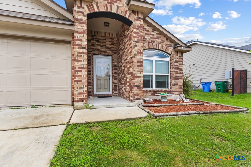 1533 Redbridge Drive
