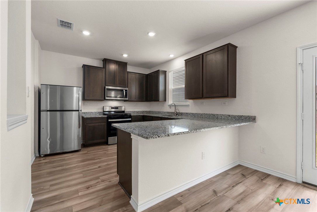 5012 Arrow Vista