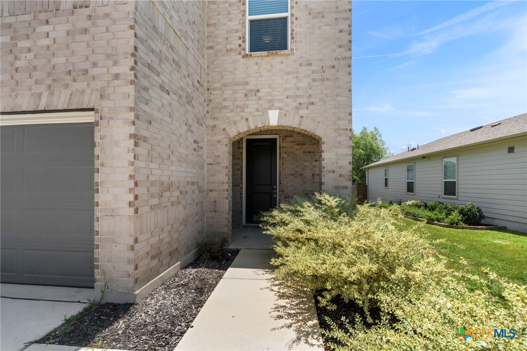 5012 Arrow Vista