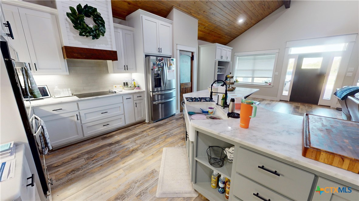 206 Deer Trail Lane