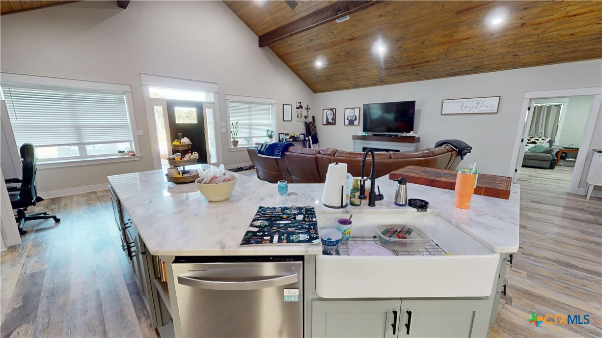 206 Deer Trail Lane