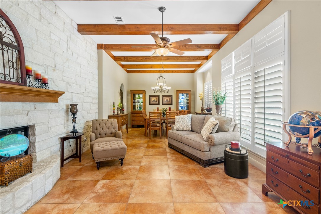 166 Post Oak Bend