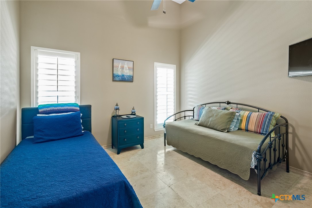 166 Post Oak Bend