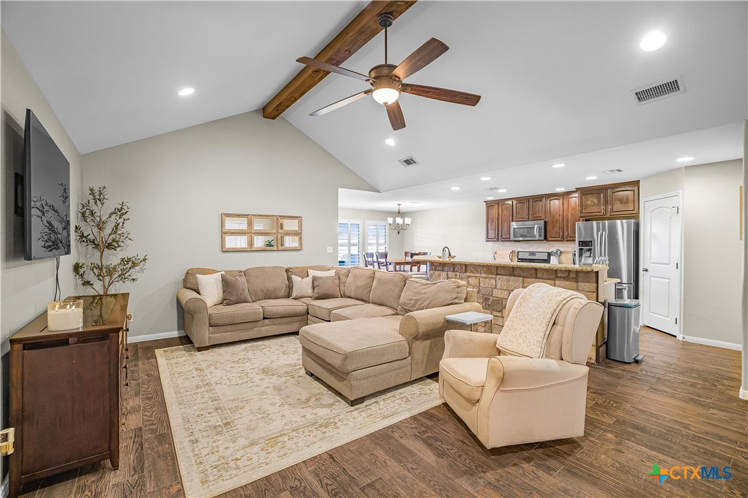 111 Gabbiano Court
