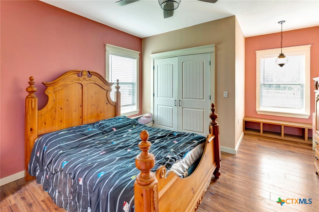 1207 Friar Rd