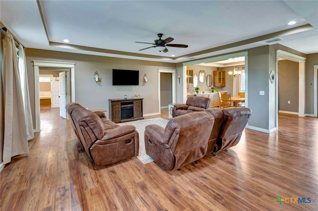 1207 Friar Rd