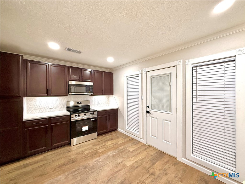 220 Navajo Drive