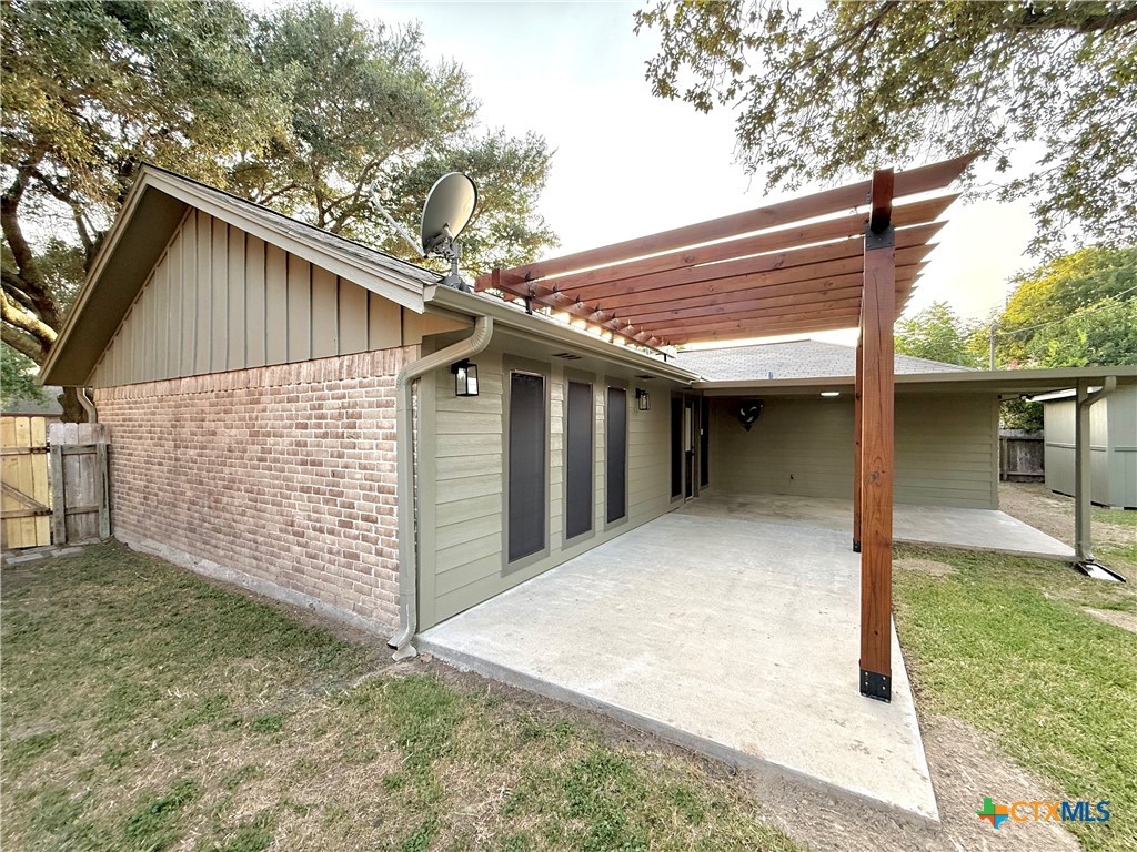 220 Navajo Drive