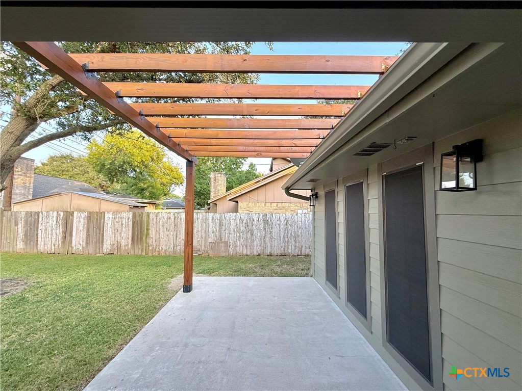 220 Navajo Drive
