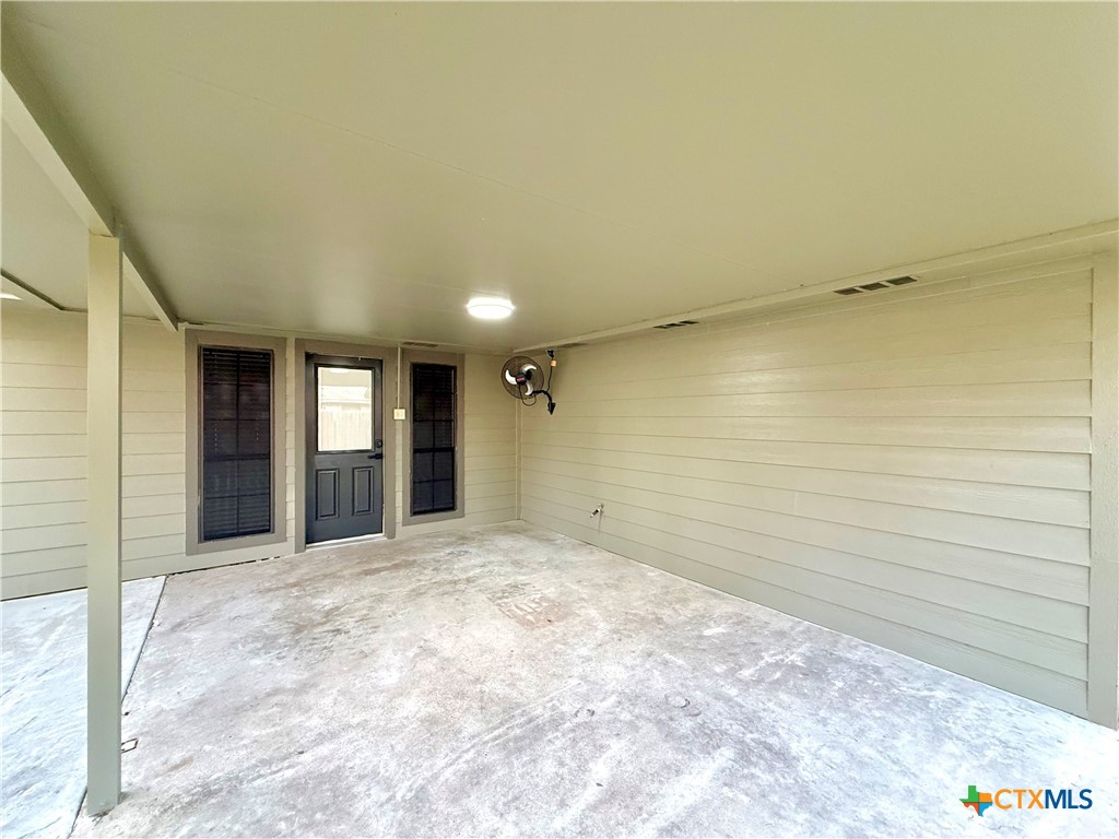 220 Navajo Drive
