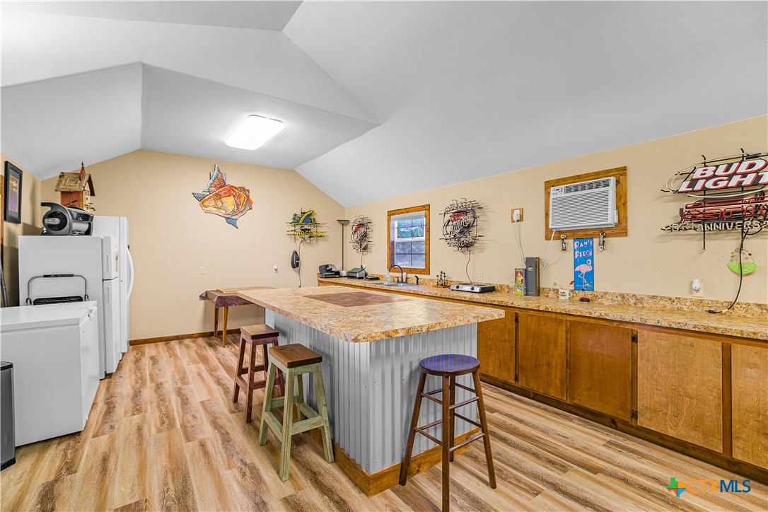 3393 E State Hwy 111