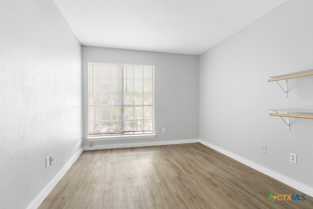 6710 Windsor Hollow