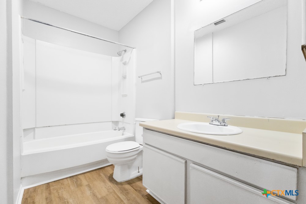 6714 Windsor Hollow