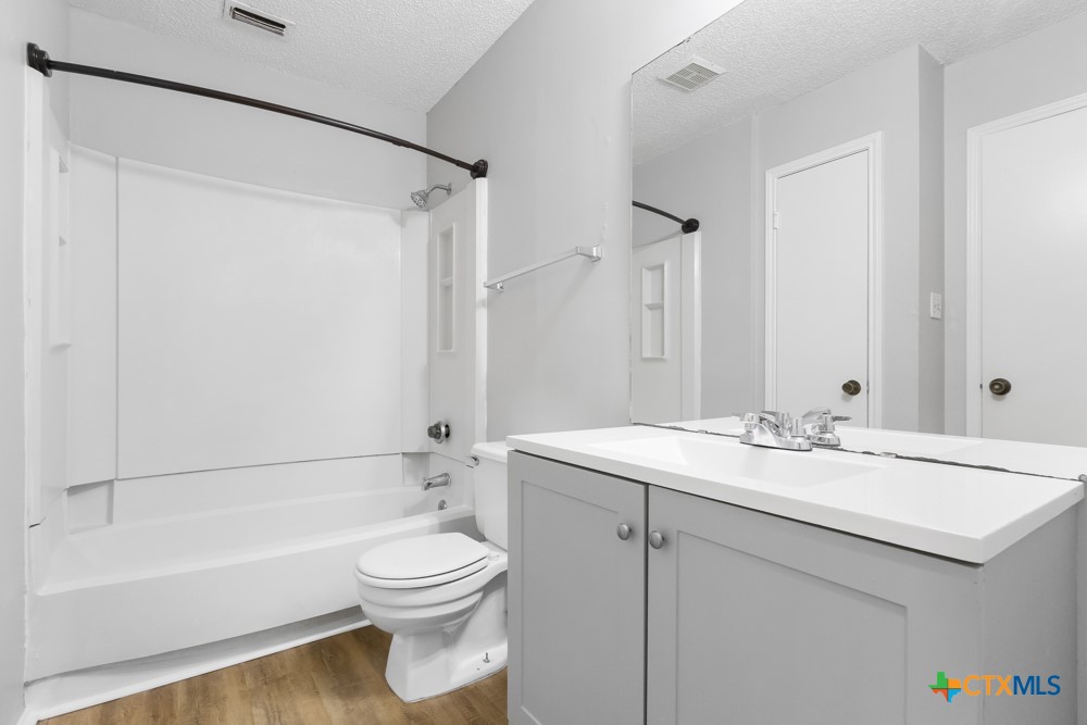 6714 Windsor Hollow