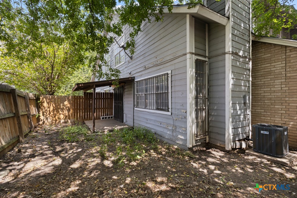 6714 Windsor Hollow