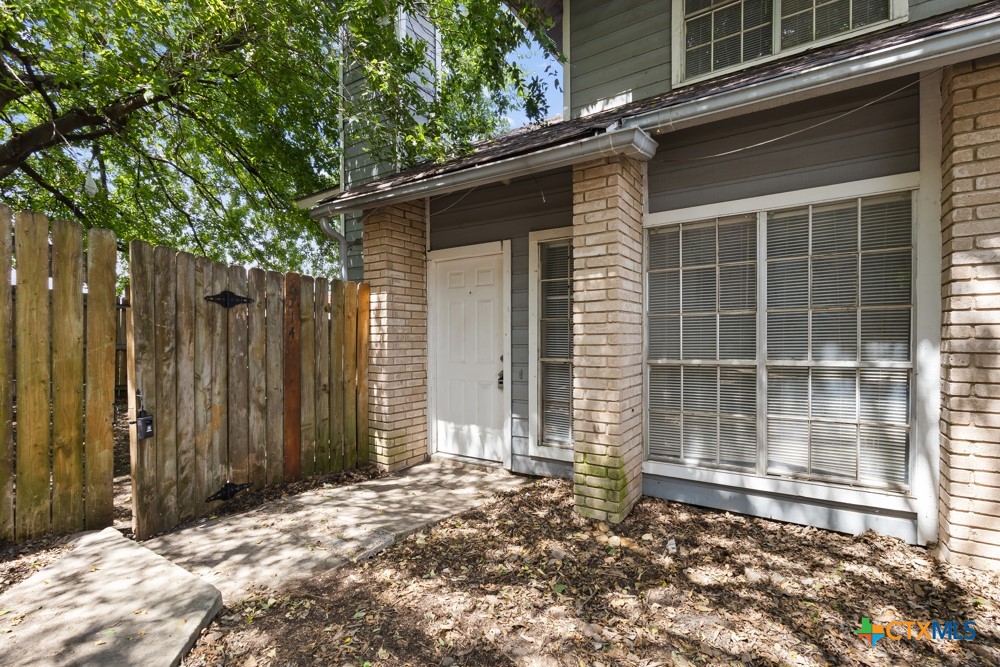 6714 Windsor Hollow