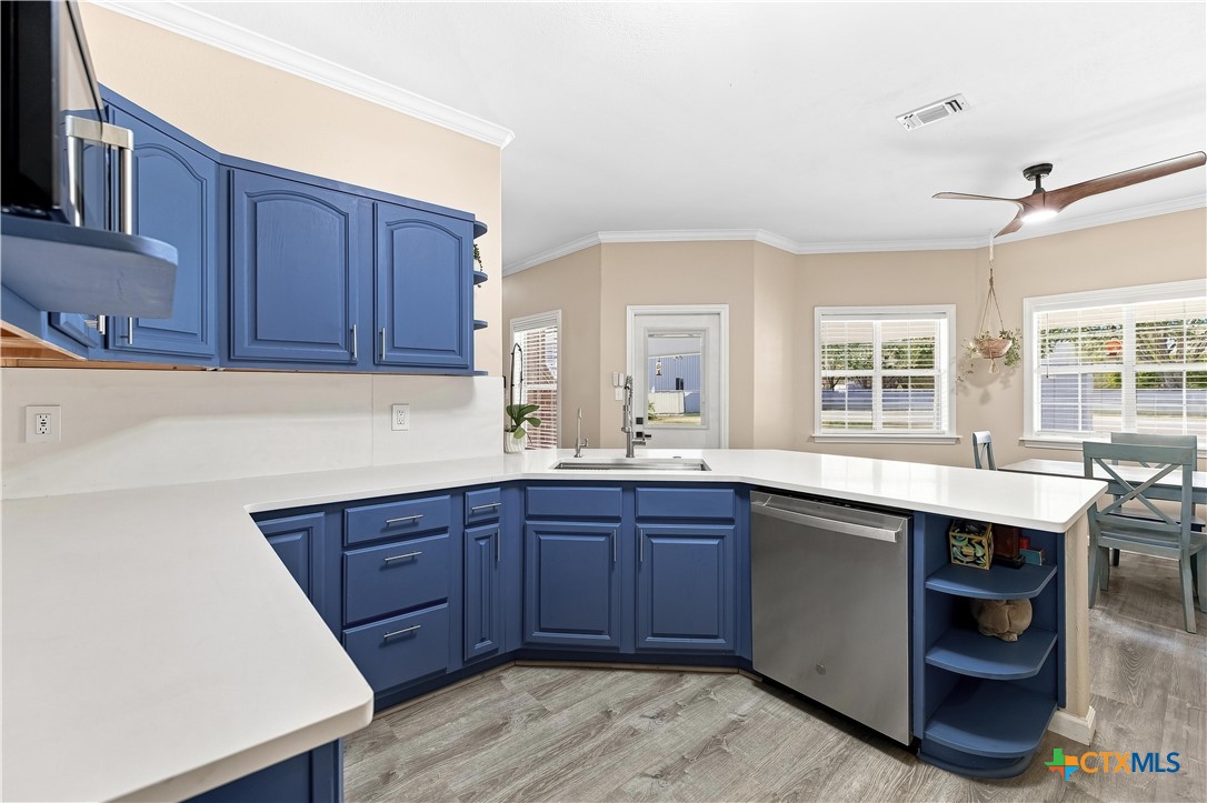 126 Lakeview Drive