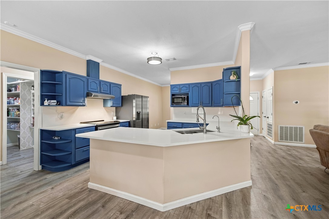 126 Lakeview Drive