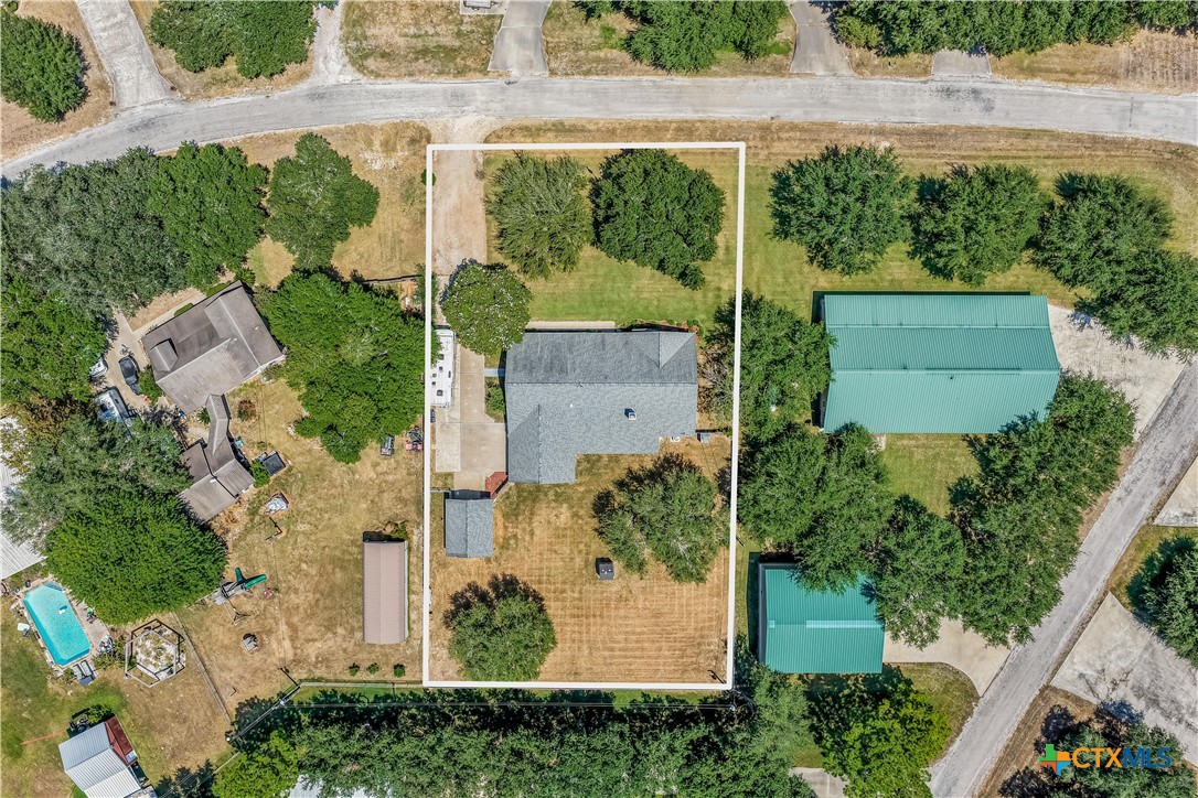 126 Lakeview Drive
