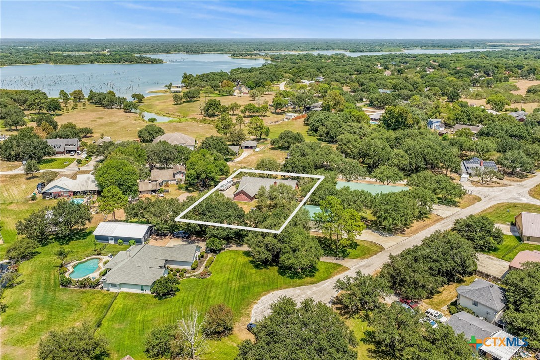 126 Lakeview Drive