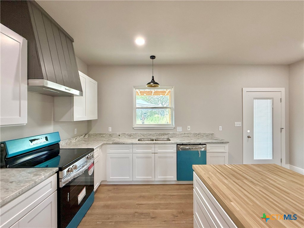 84 Paloma Road