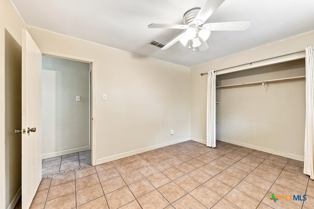 605 Ridgecrest