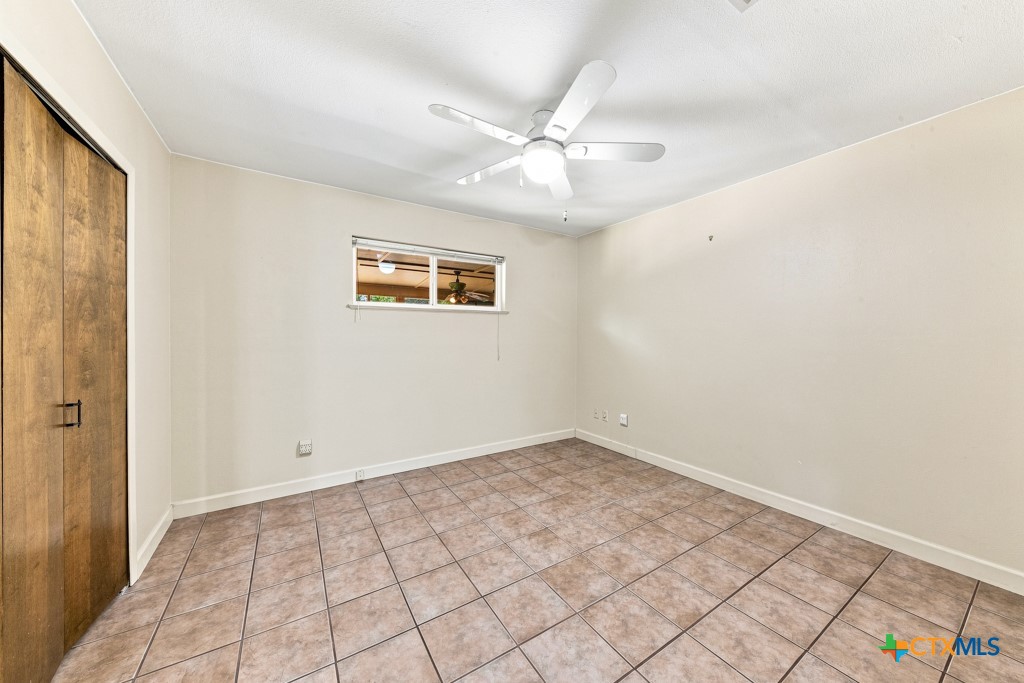 605 Ridgecrest