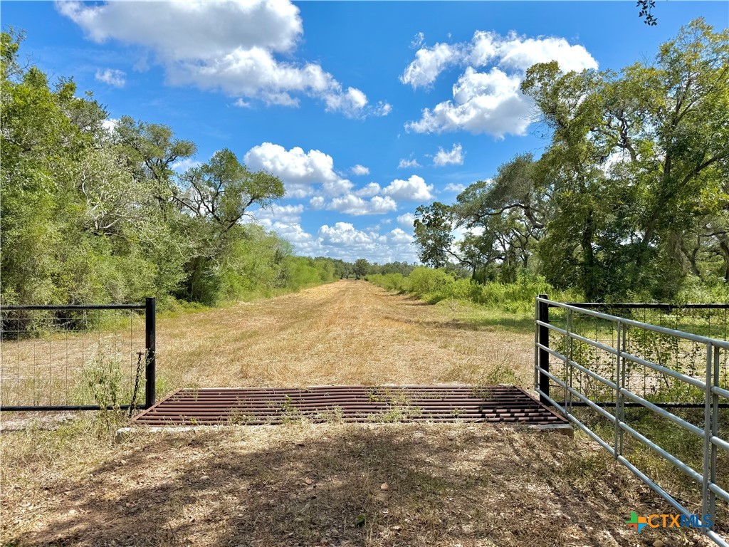4668 Old Hwy Rd