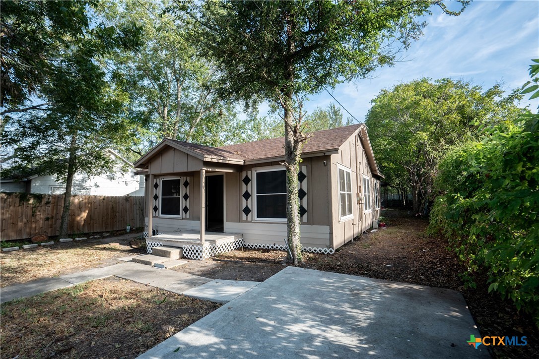 1408 E Power Avenue