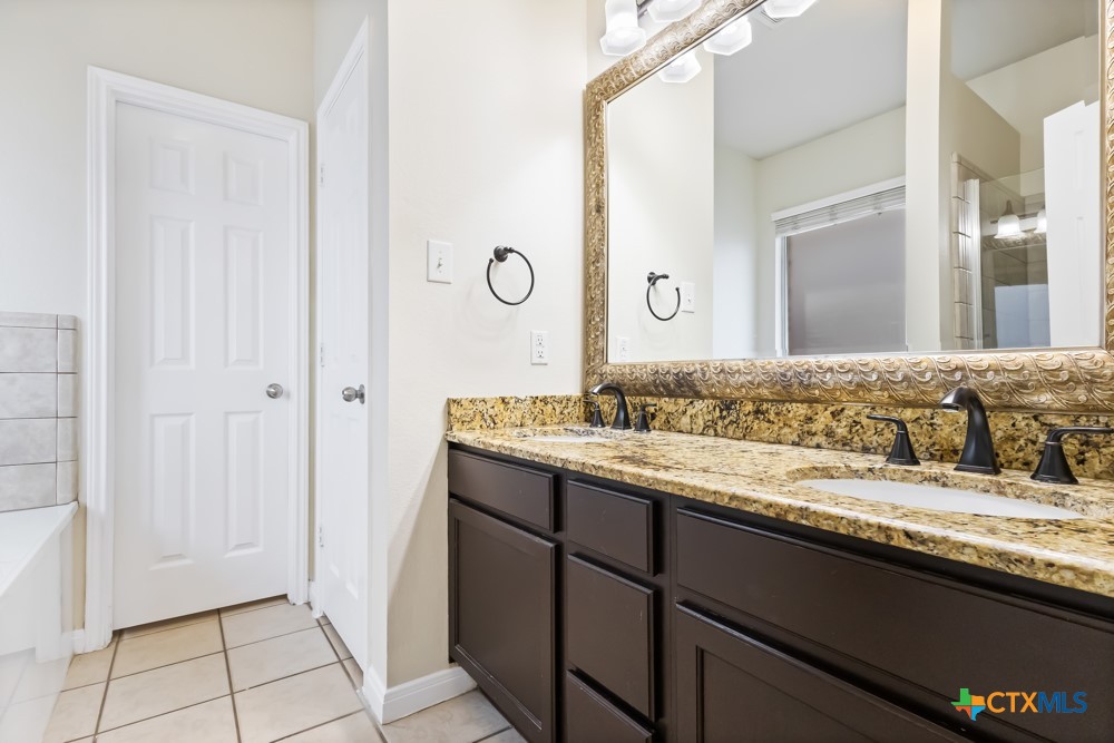 224 Lieck Cove