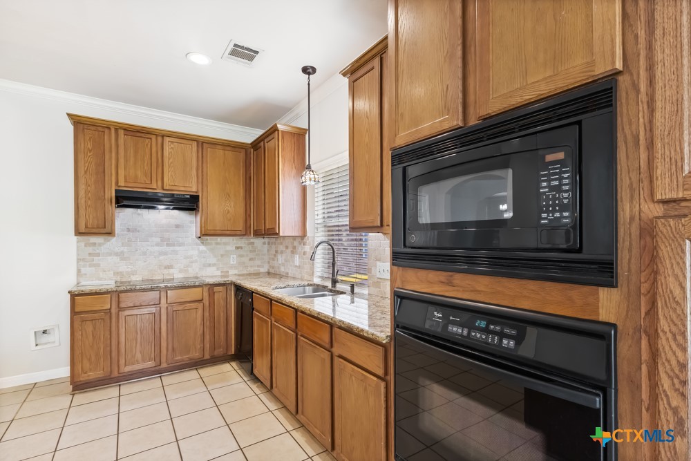 224 Lieck Cove