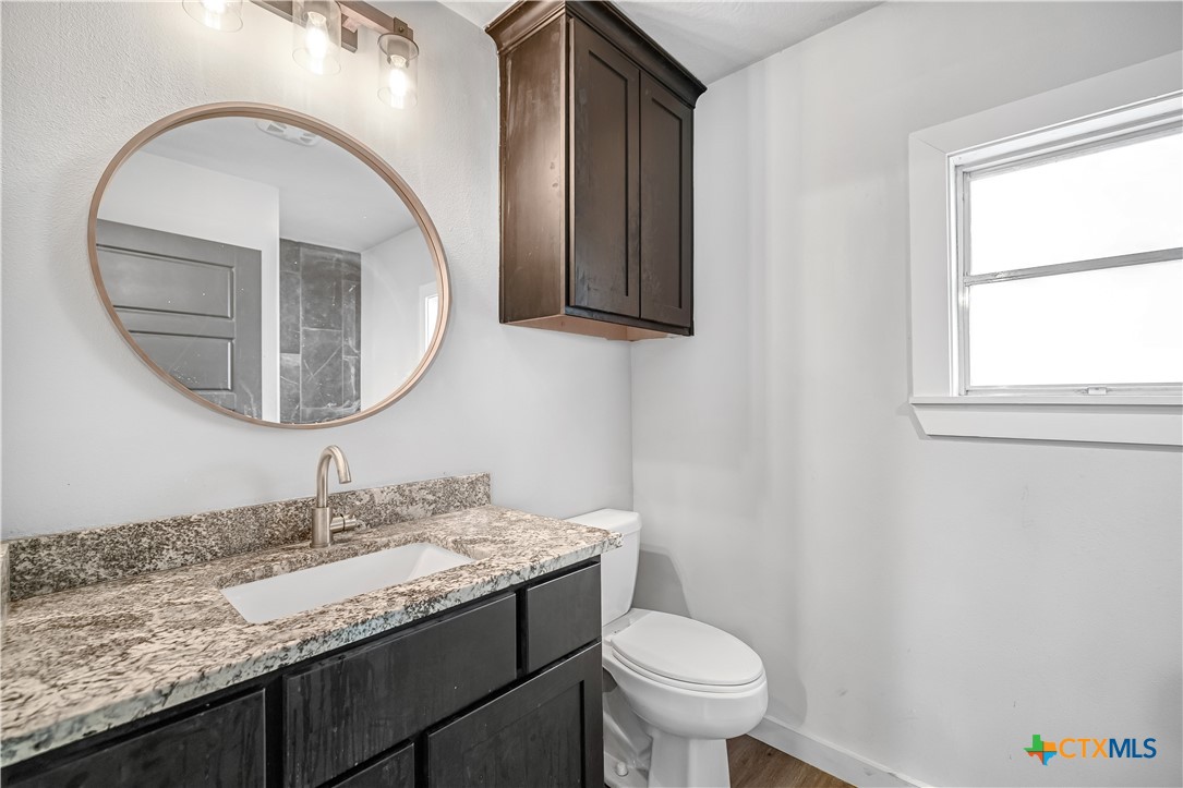 504 N Arnim