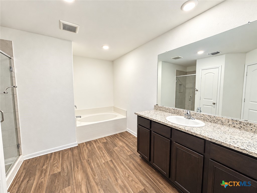 3985 Prairie Creek
