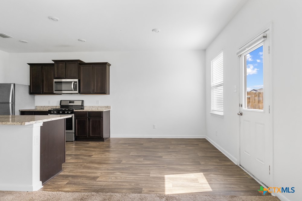 3985 Prairie Creek