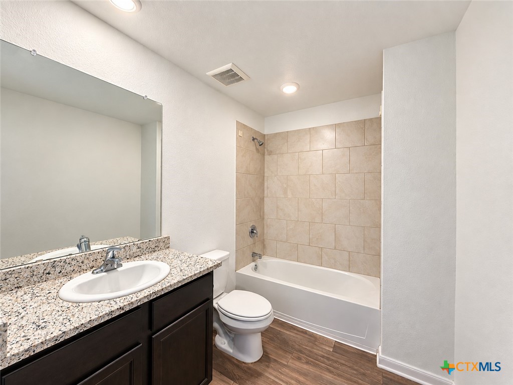 3985 Prairie Creek