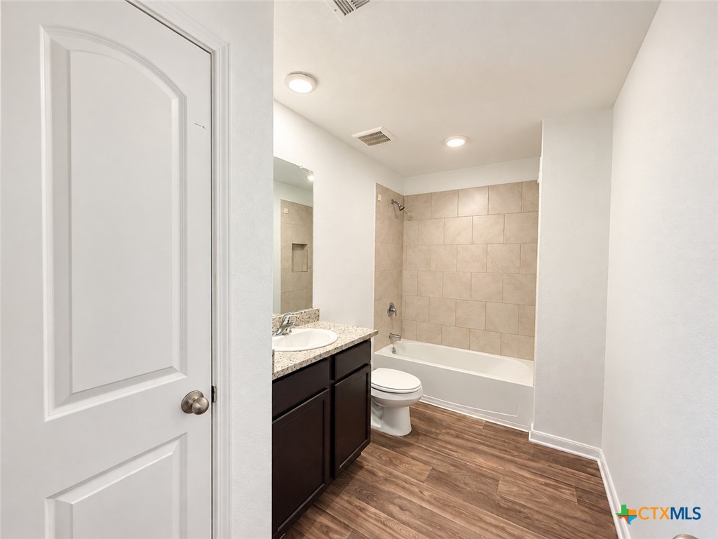 3985 Prairie Creek