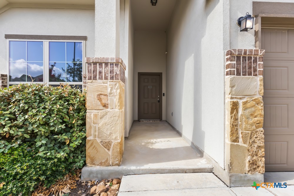 9122 Portobello Way