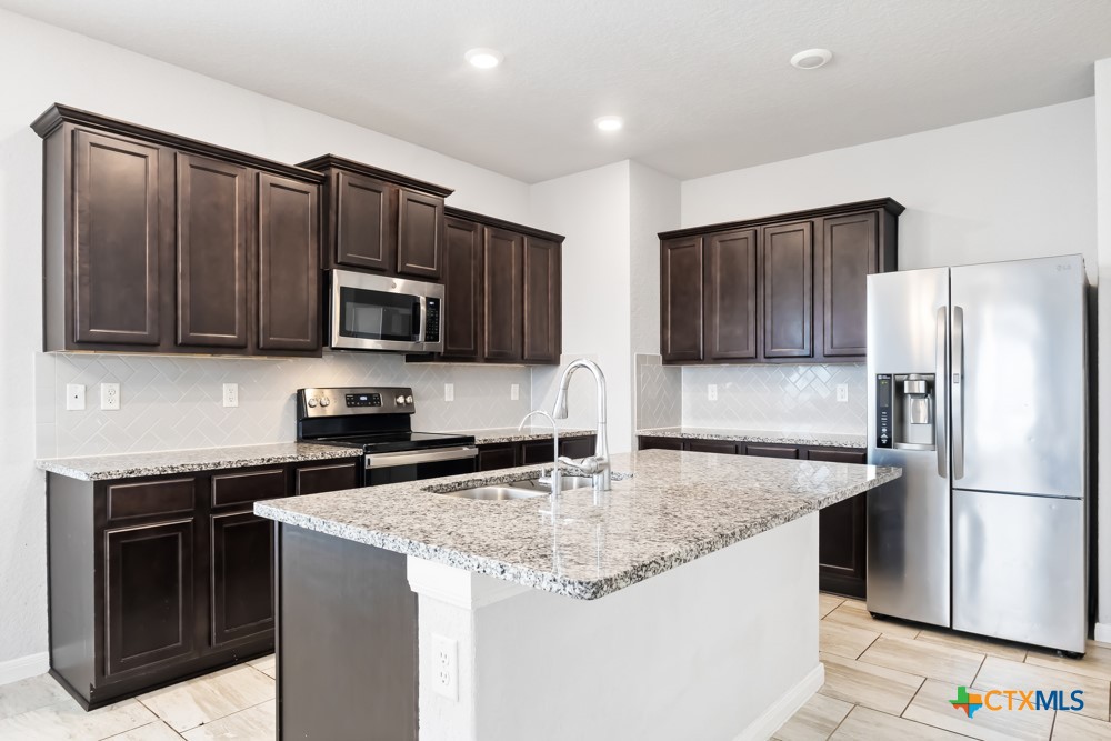 9122 Portobello Way