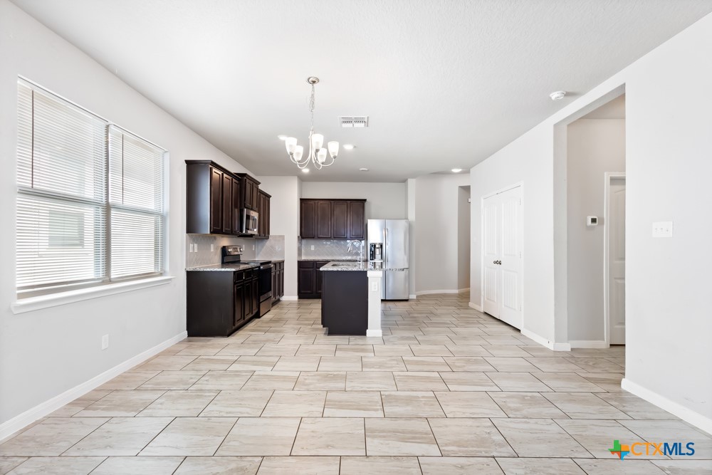 9122 Portobello Way