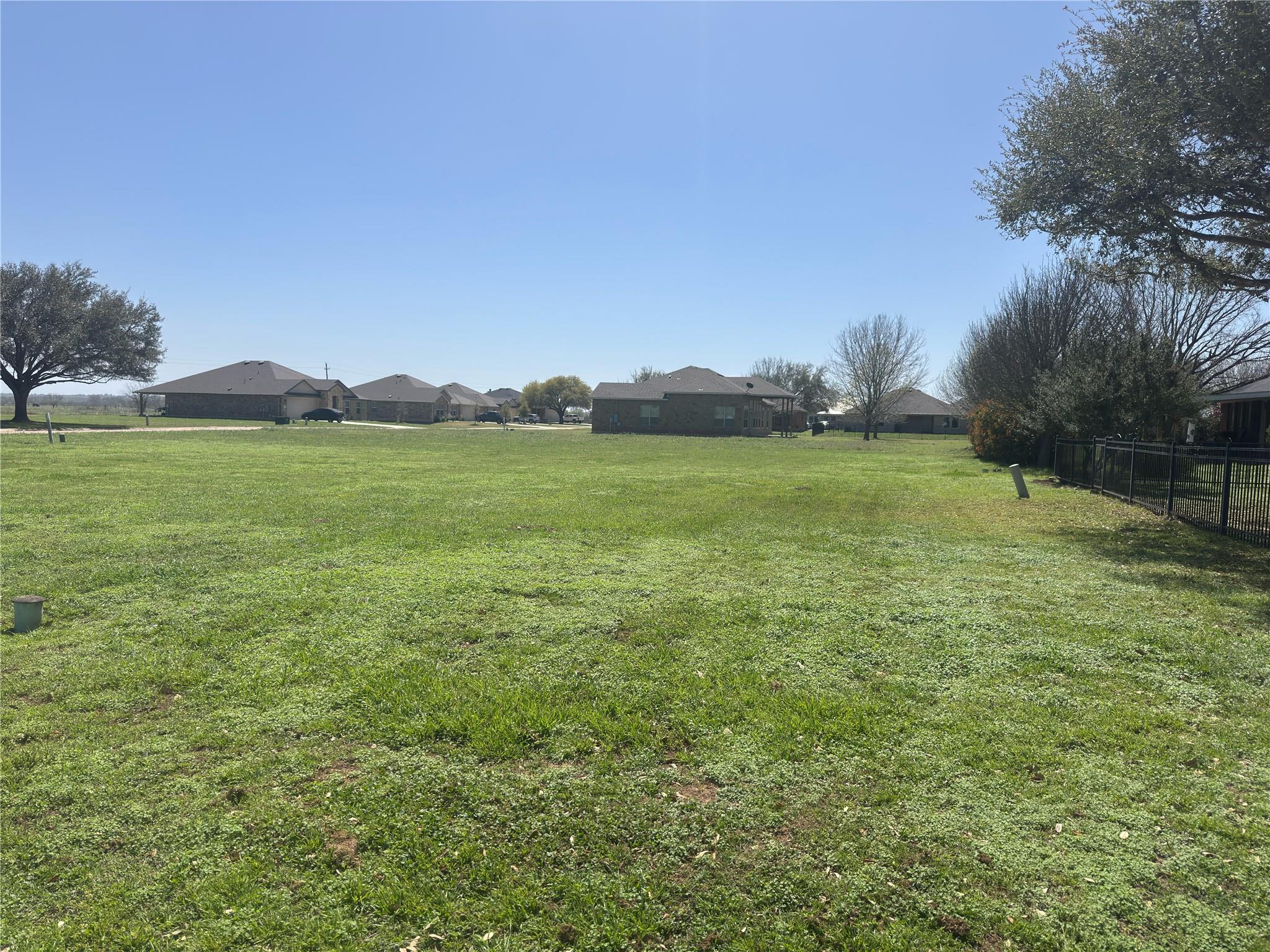 102 Bobolink Drive