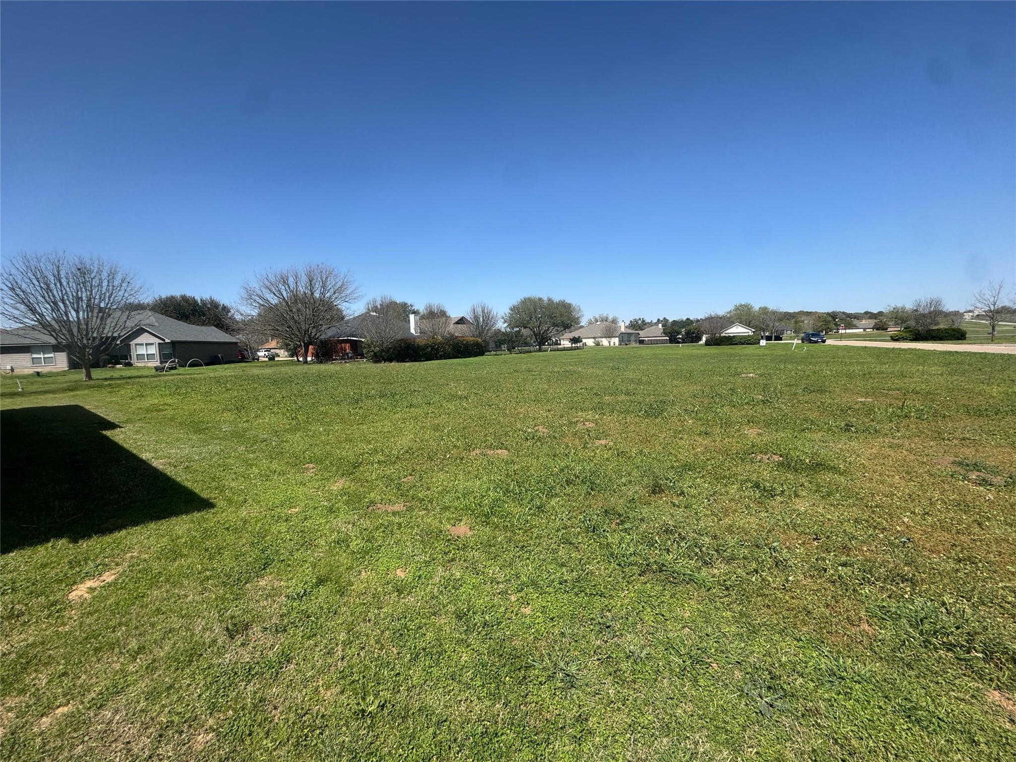 102 Bobolink Drive