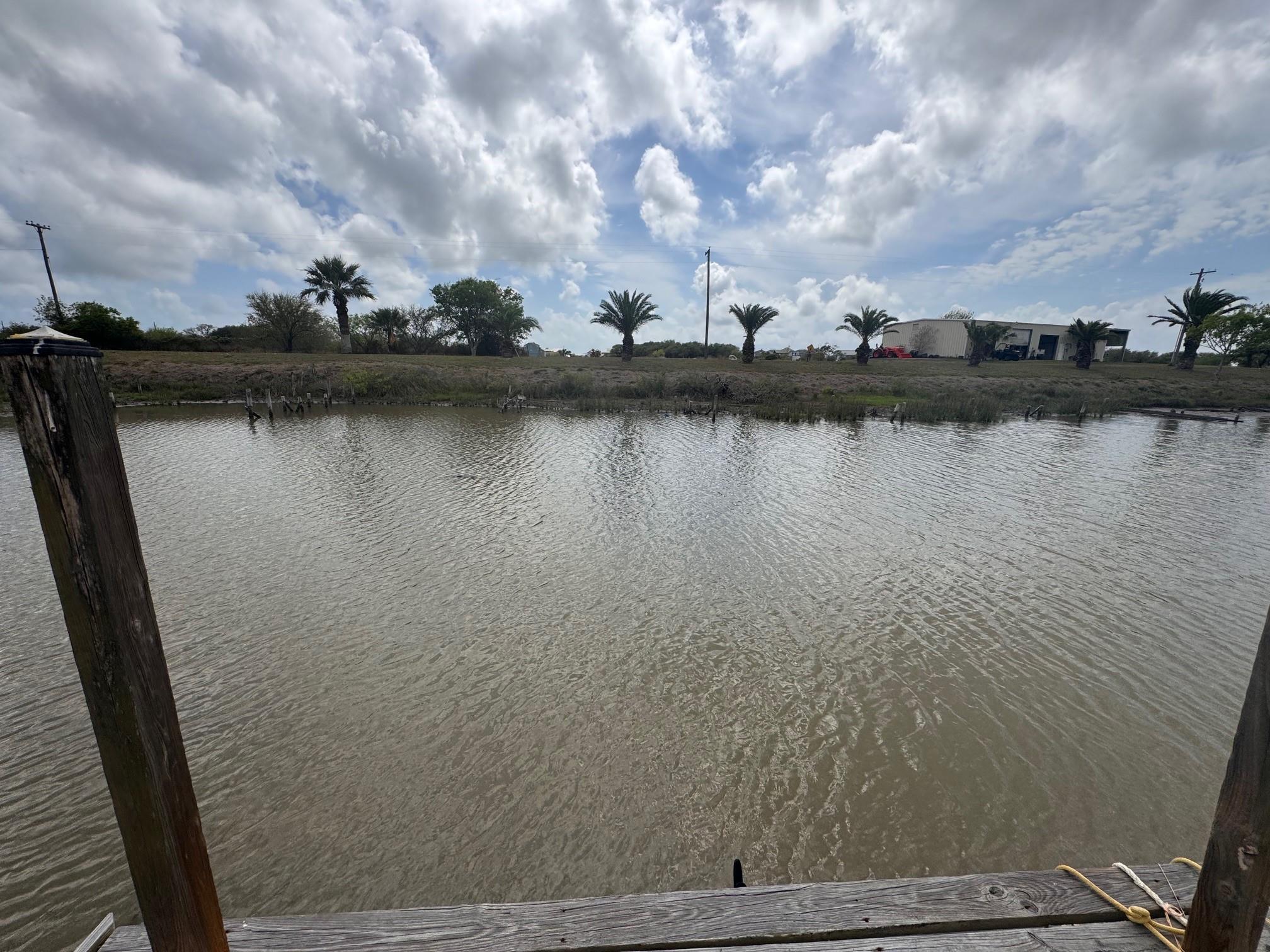103 S T Head Drive