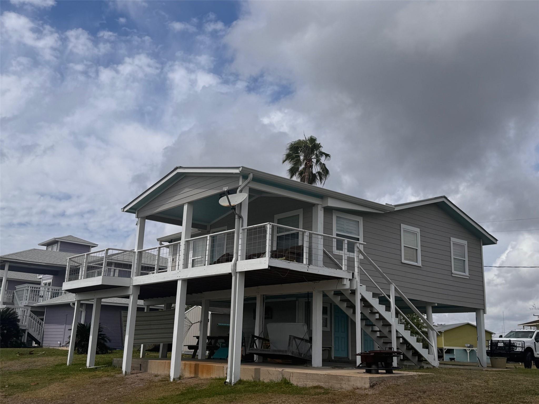 103 S T Head Drive