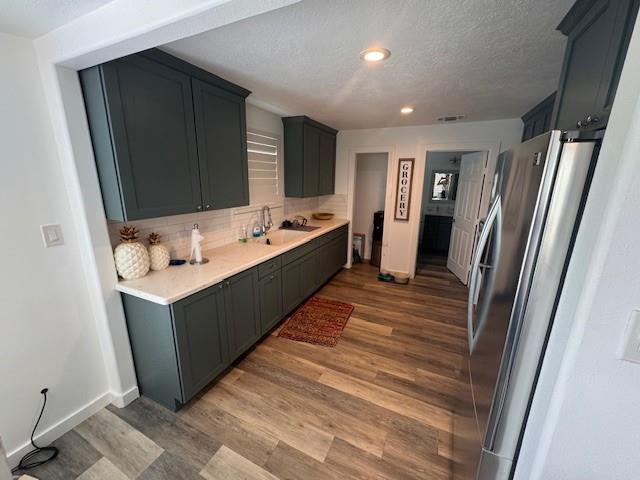 103 S T Head Drive