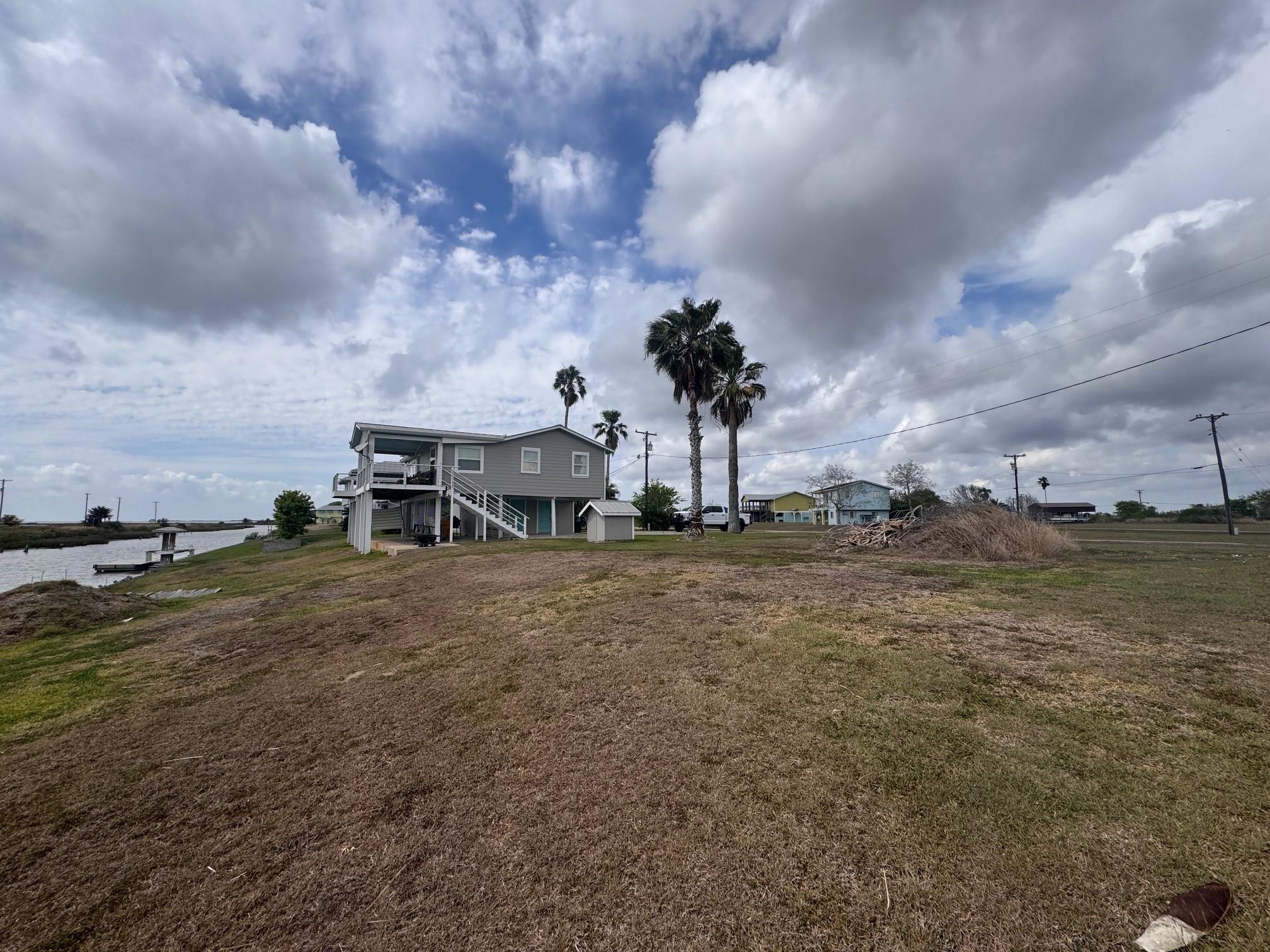 103 S T Head Drive