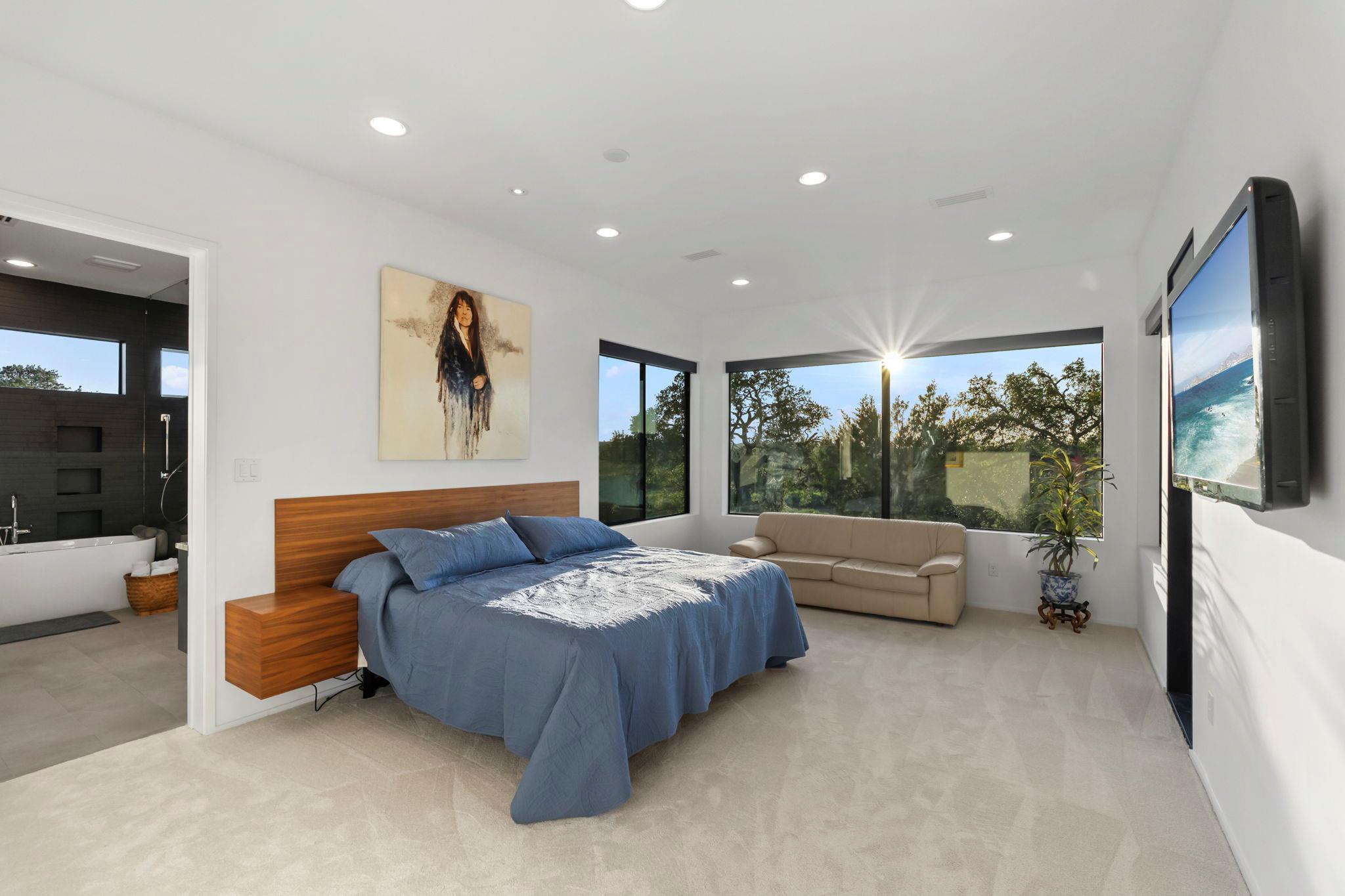 352 Arthur CT