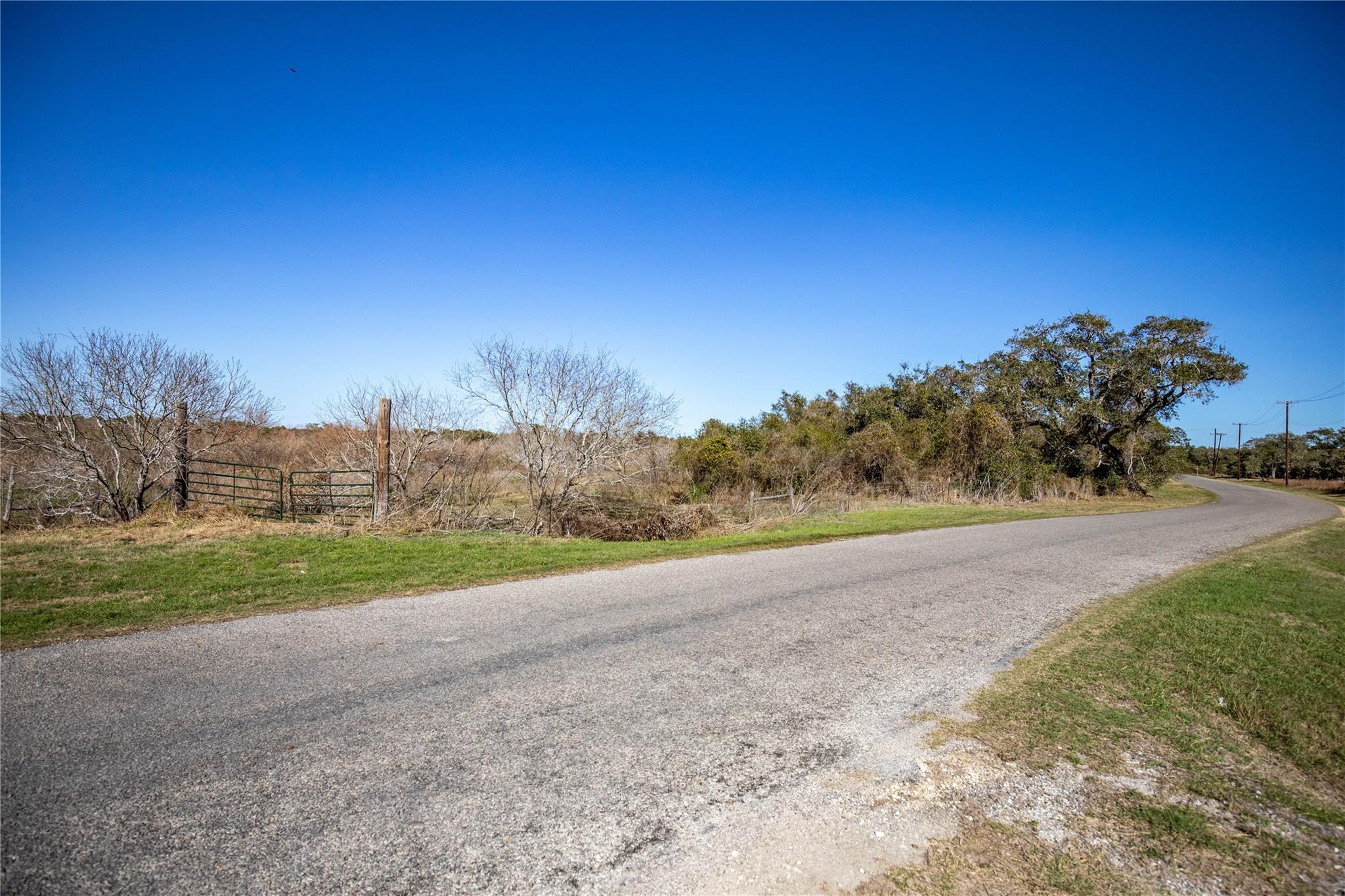 6498 N Hwy 35