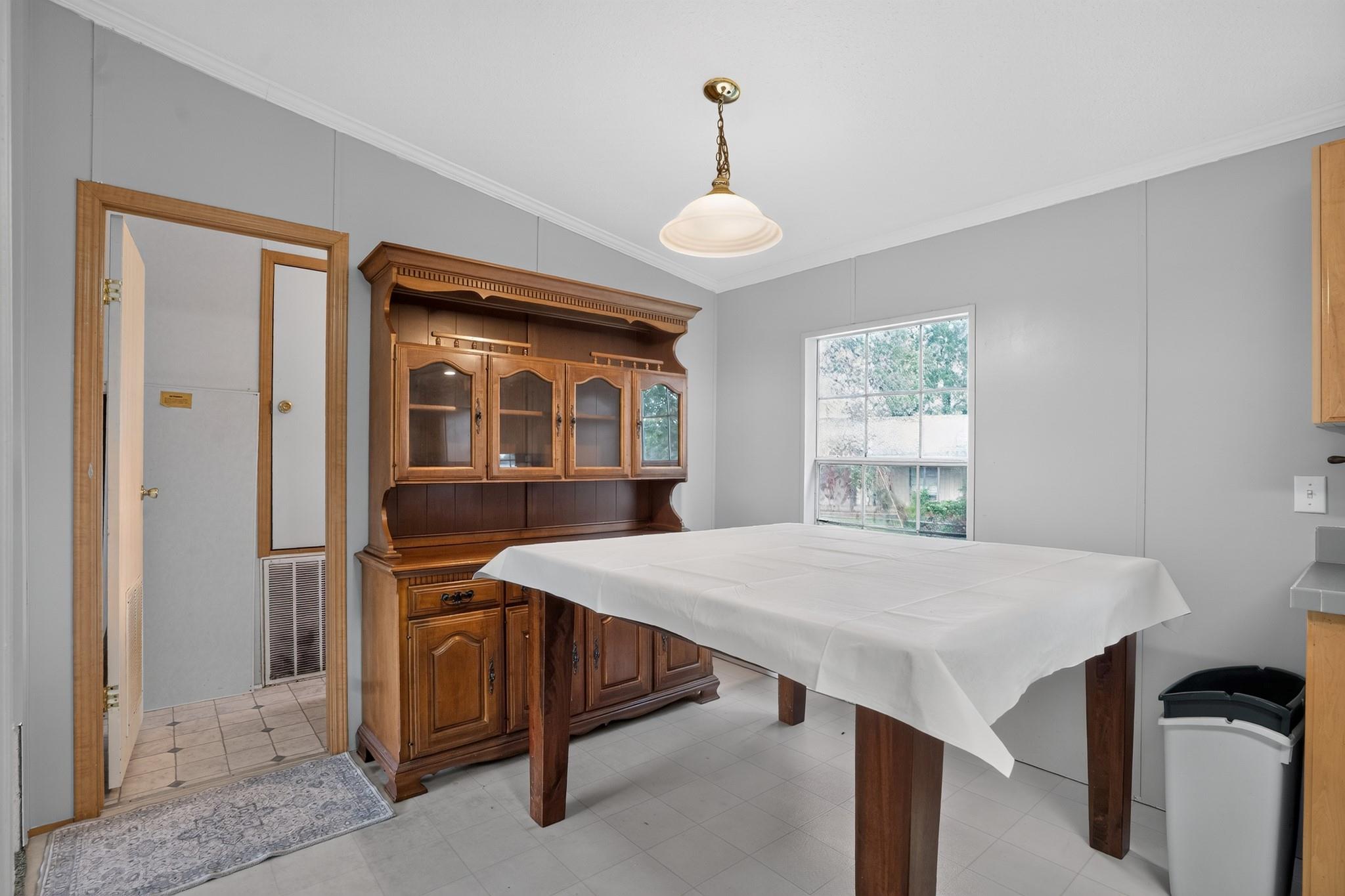 113 Butternut