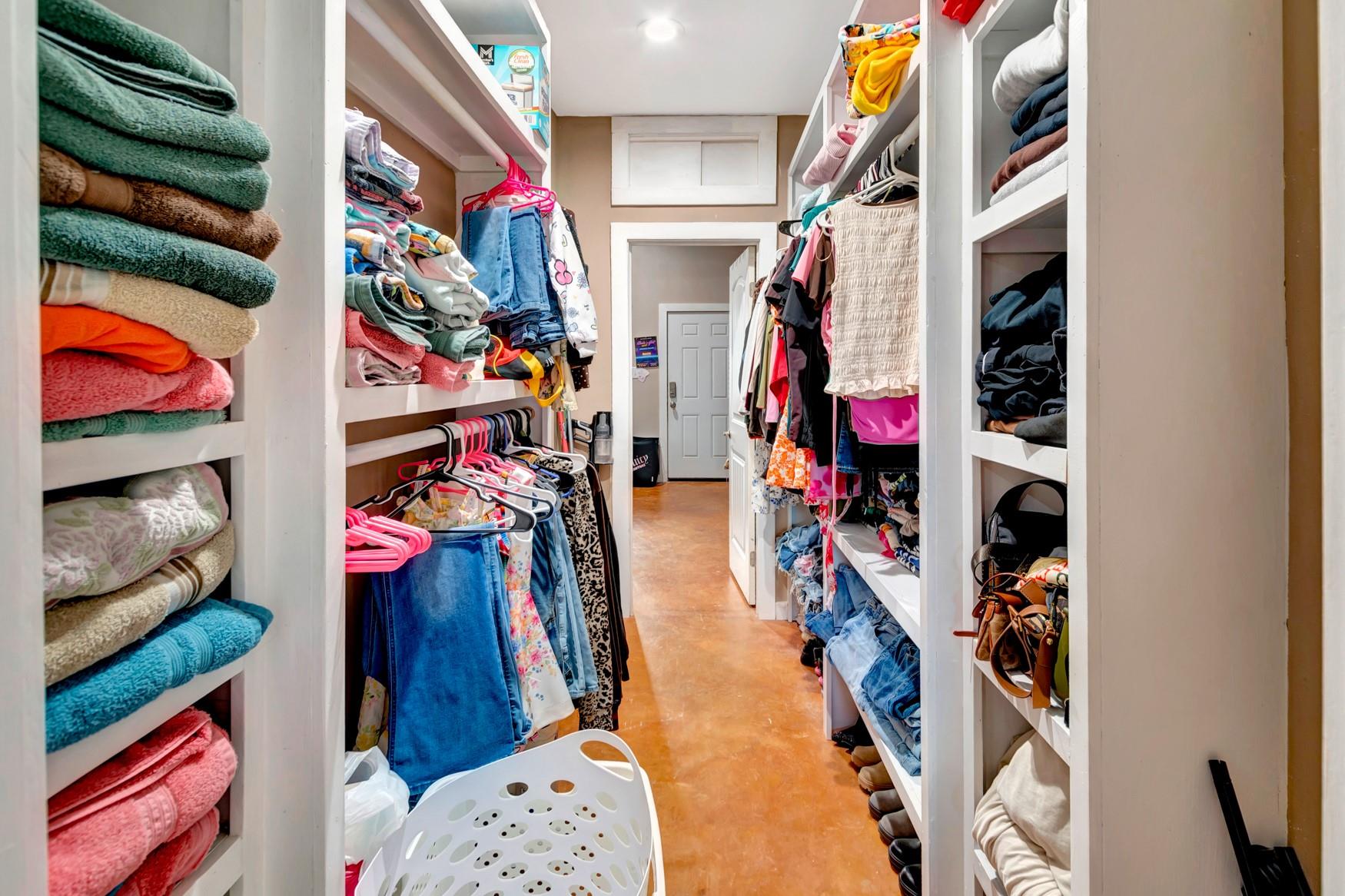 1207 Friar Road